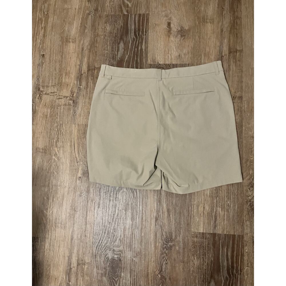 VRST Men's Casual Performance Shorts Size 38 Beige / Tan - Picture 2 of 3